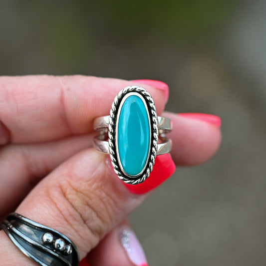 Royston Turquoise Twist Border Ring Size: 6.5