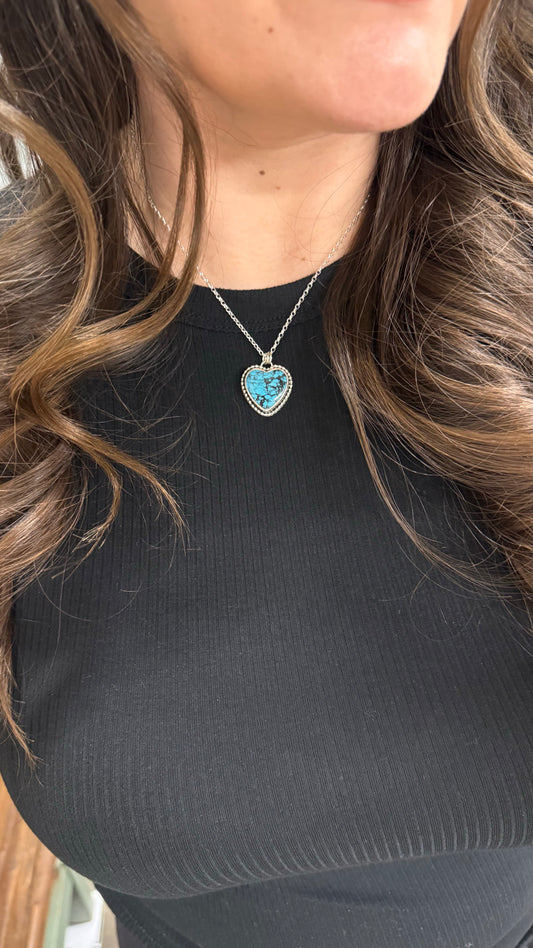 Beaded Hubei Turquoise Heart Necklace 18 inch