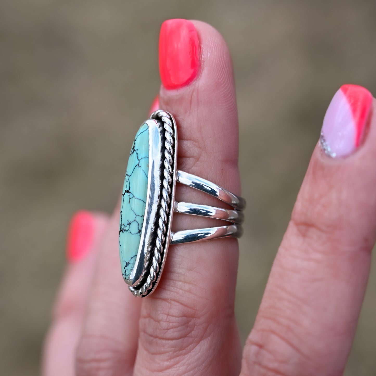 Qingu Turquoise Twist Ring Sz: 6