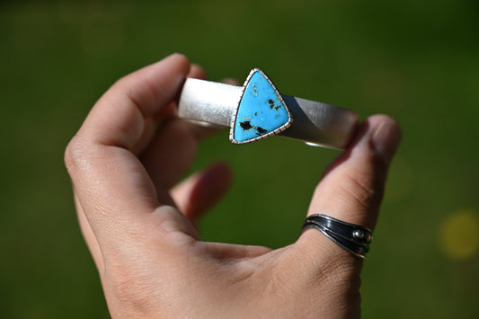Sleeping Beauty Turquoise Cuff SZ:M/L
