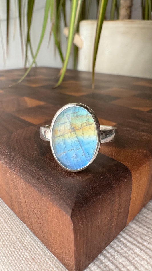 Rainbow Moonstone Mezzo Ring Size:8