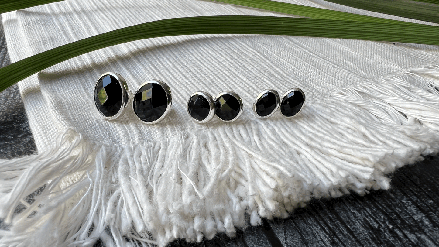 Black Onyx Studs (Large)