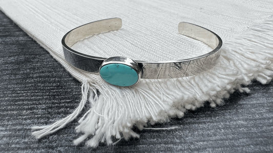 Lone Mountain Turquoise Cuff (M/L Thin Band)